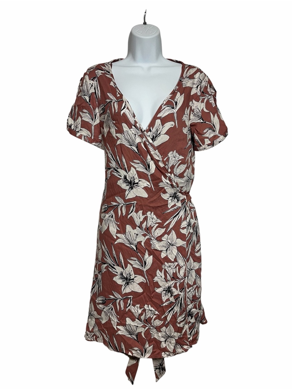NWT Roxy Mauve Floral Wrap Dress Lilys Size 10 Beach Summer Casual Coverup Boho